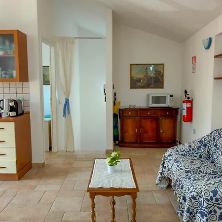 Mediterranean House Apartman *